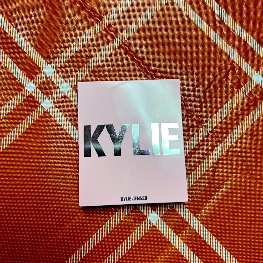 Kylie Cosmetics Bronzer